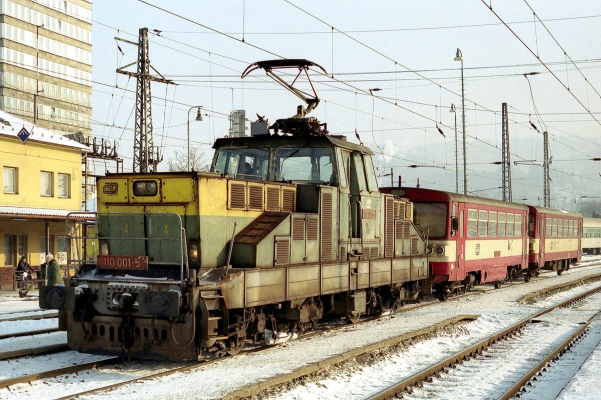 [1200x800] 110001b.jpg