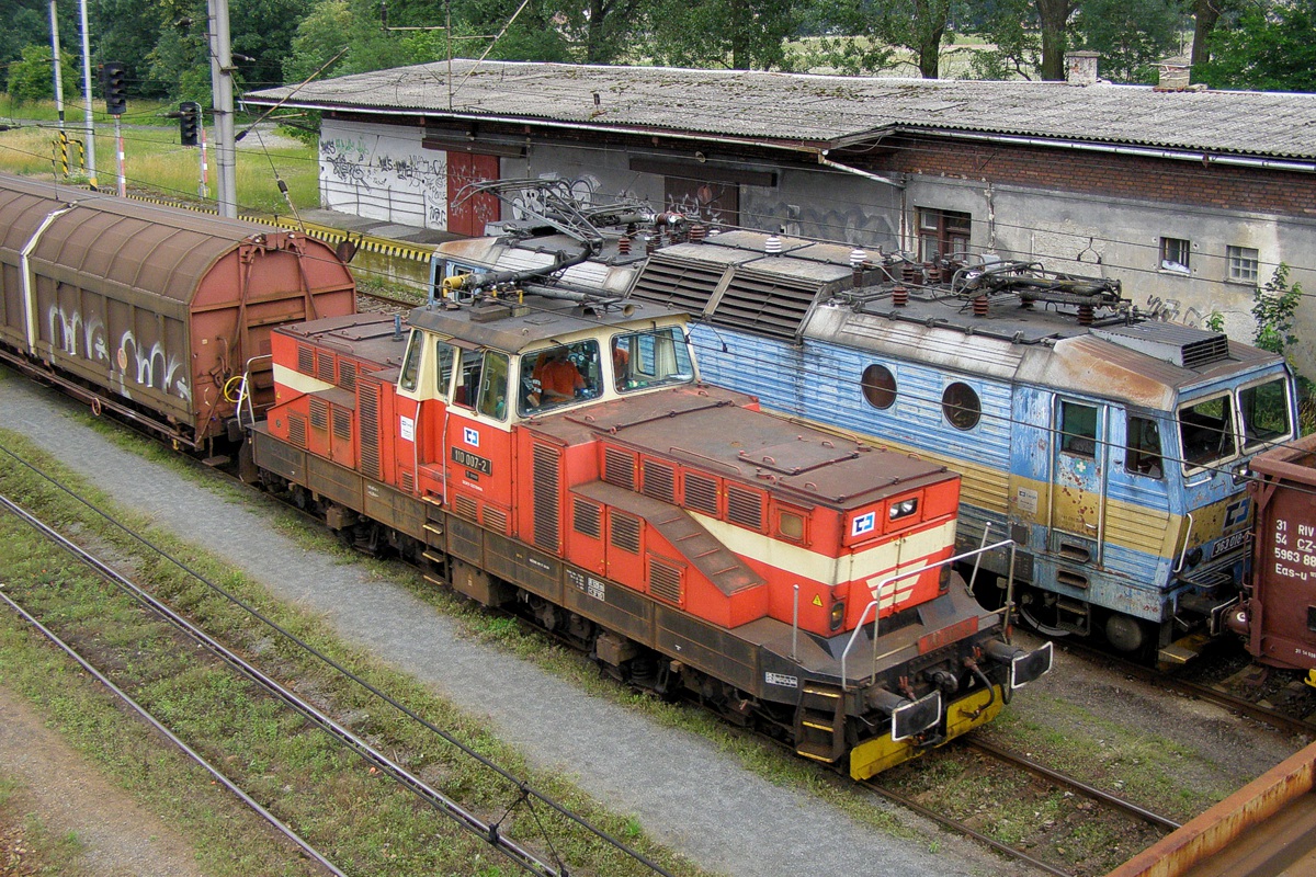 [1200x800] 110007a.jpg