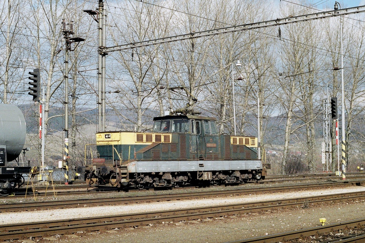 [1200x800] 110008b.jpg