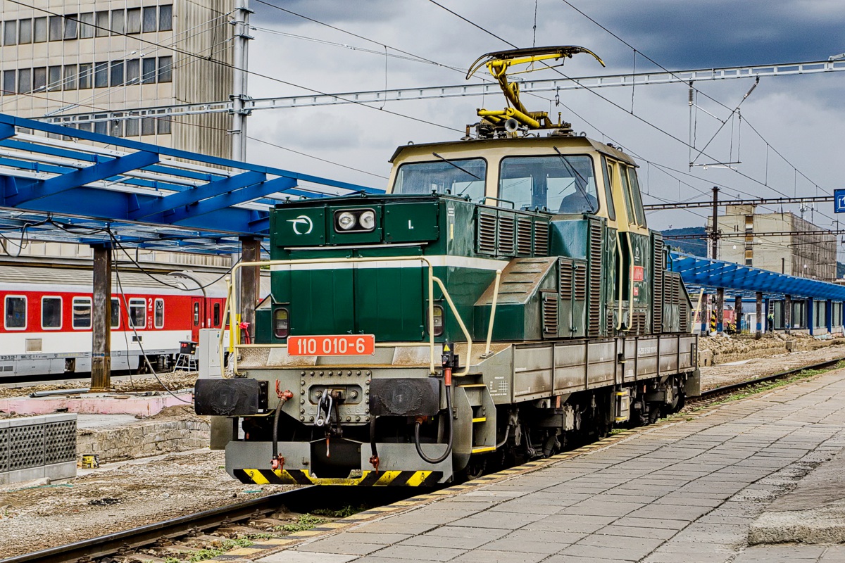 [1200x800] 110010b.jpg