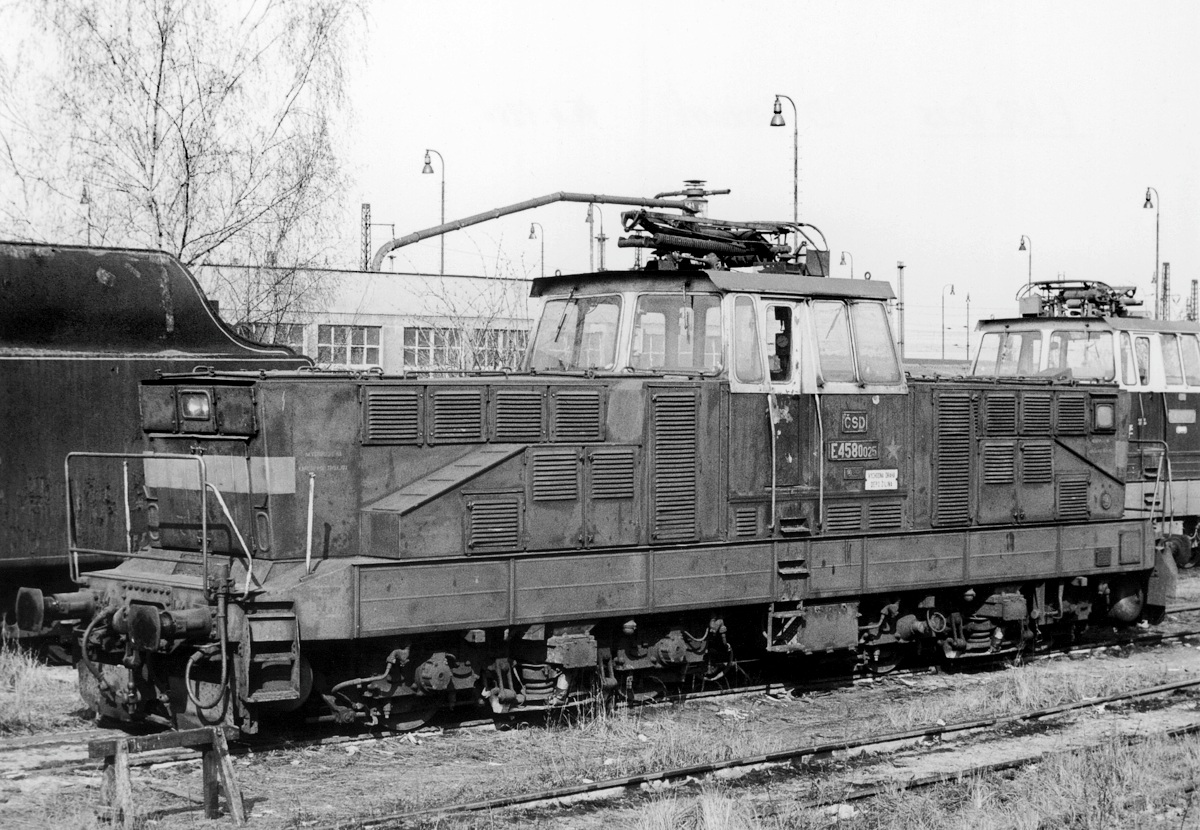 [1200x830] 110025a.jpg