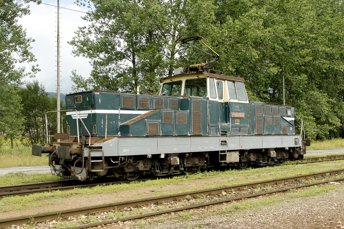 [1200x800] 110026a.jpg