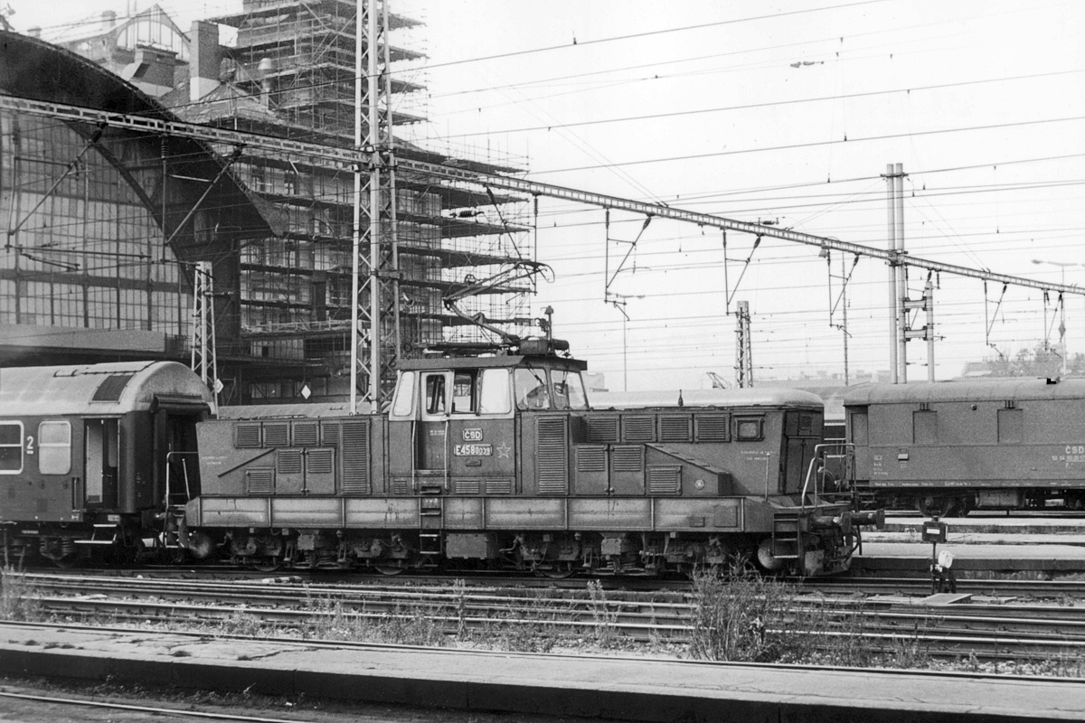 [1200x800] 110039c.jpg