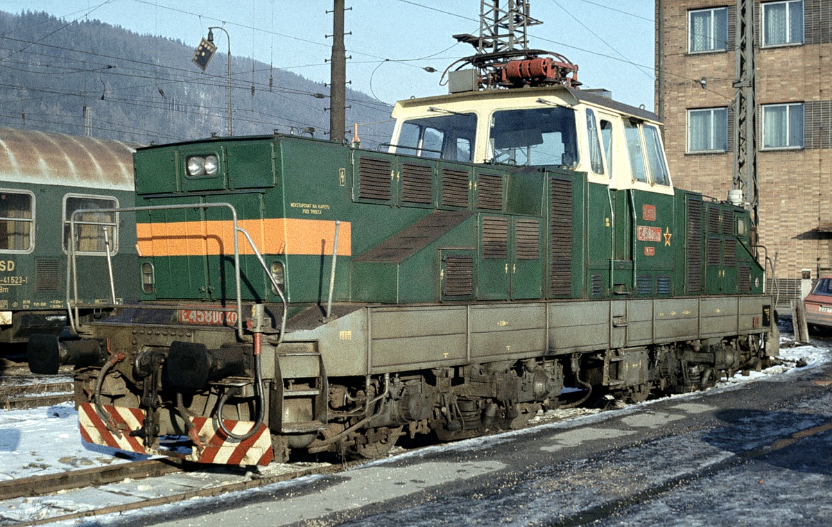 [1200x760] 110040a.jpg