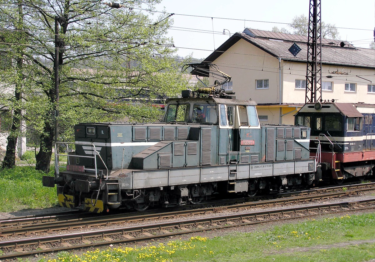 [1200x840] 110041b.jpg