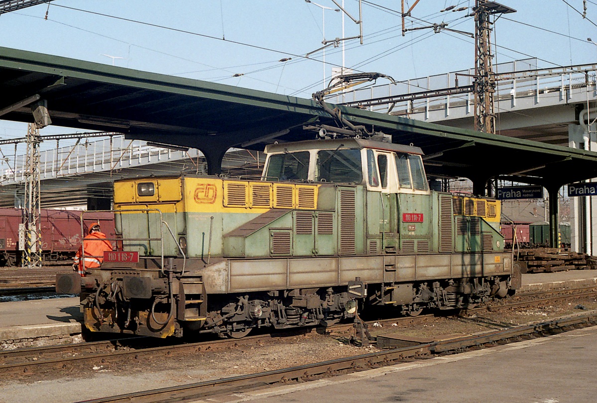 [1200x810] 110118a.jpg