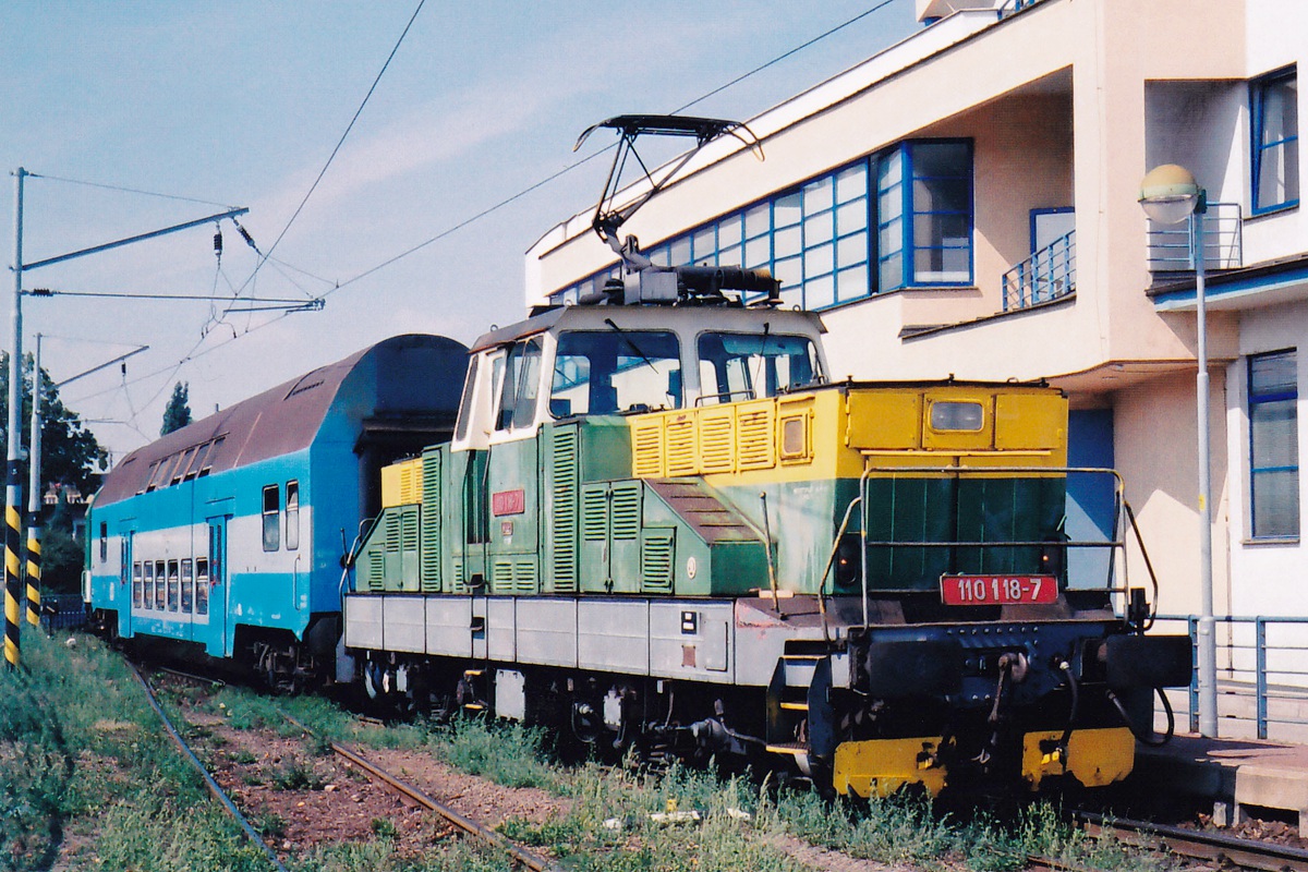 [1200x800] 110118c.jpg