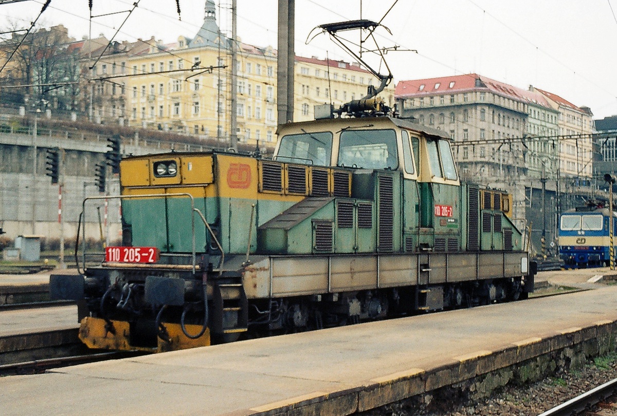 [1200x810] 110205a.jpg