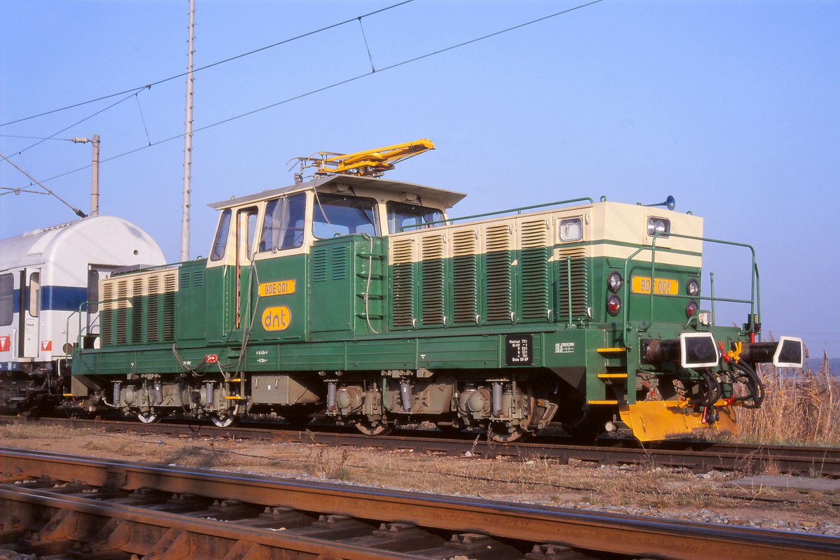 [1200x800] 114501k.jpg