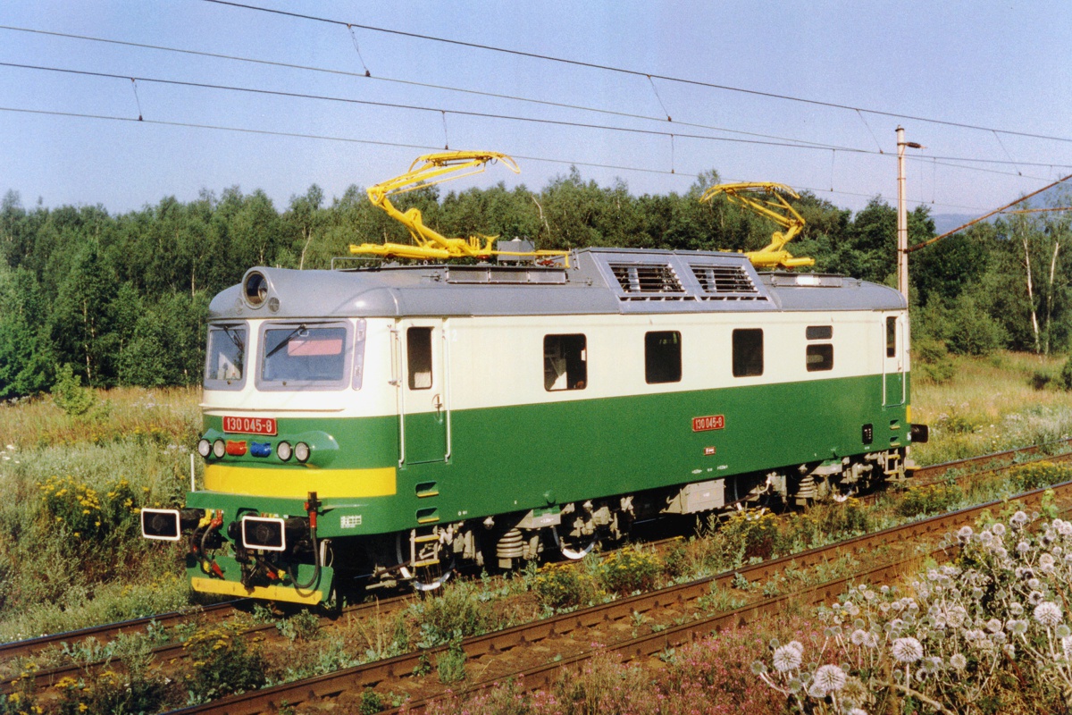 [1200x800] 130045b.jpg