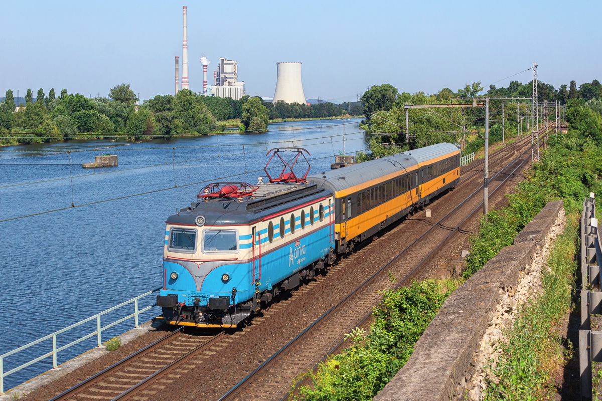 [1200x800] 140052d.jpg