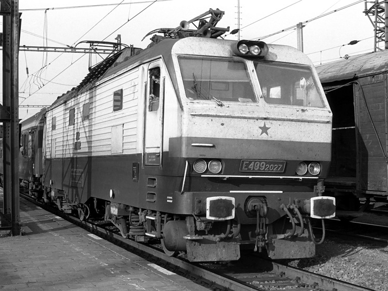 [800x600] 150027b.jpg