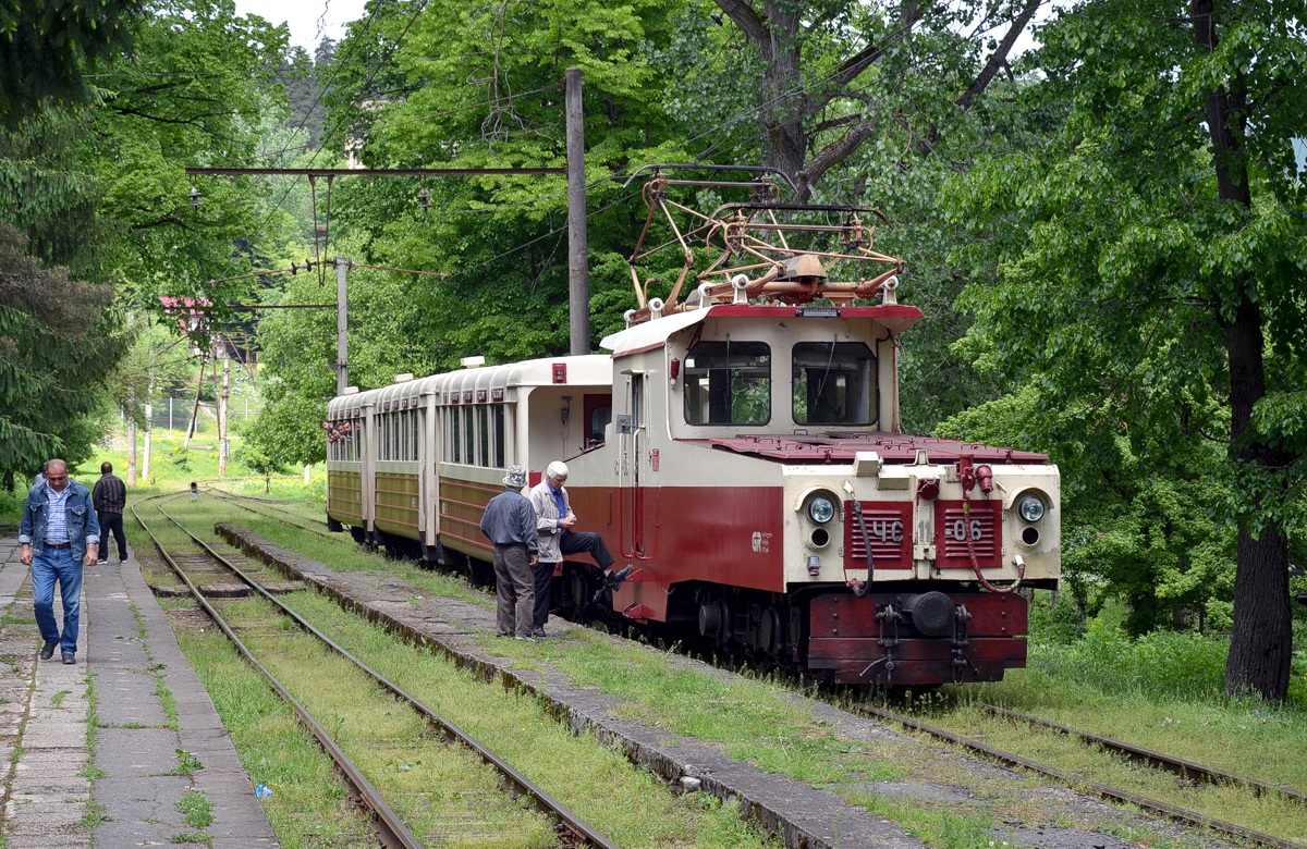 [1200x780] CS11_06m.jpg