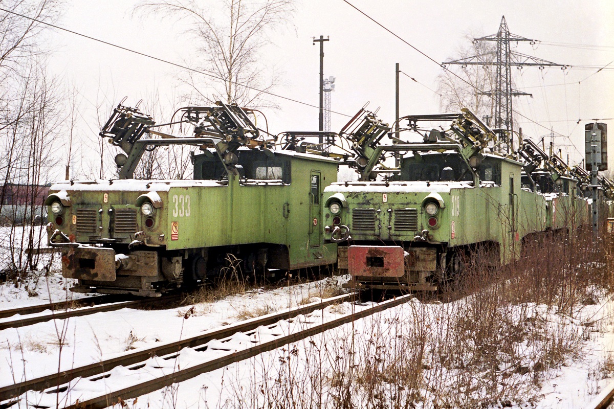 [1200x800] SU333a.jpg