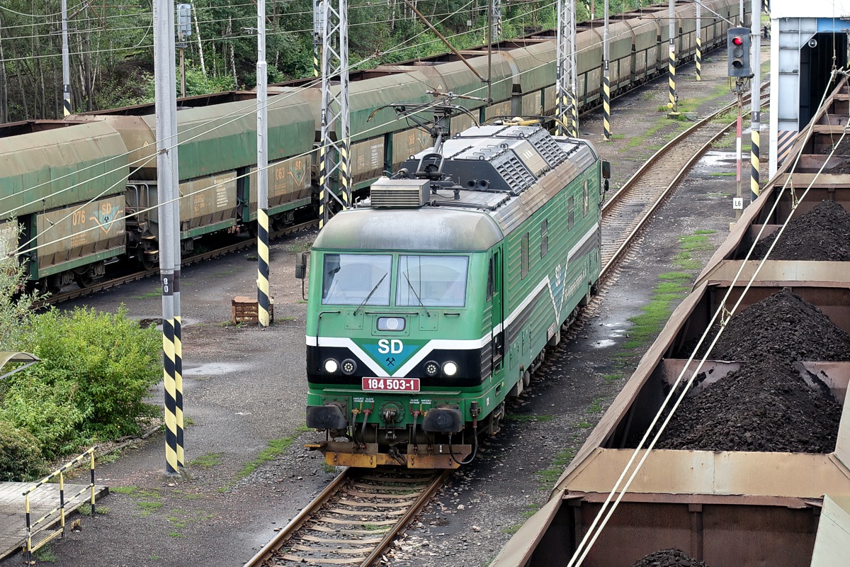 [1200x800] 184503k.jpg