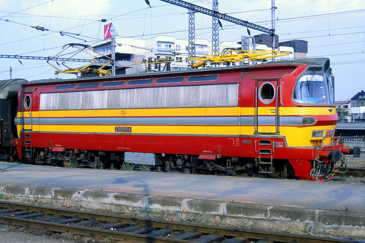 [1200x800] 230042b.jpg