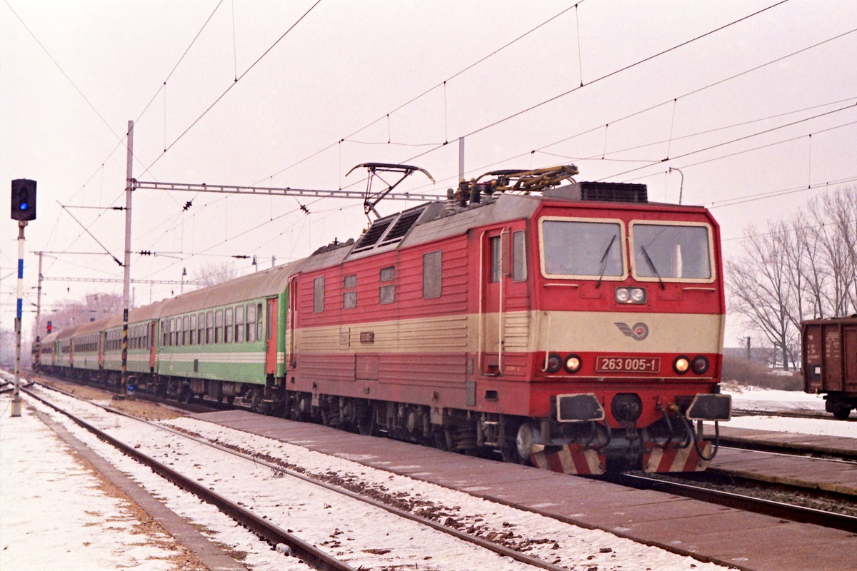 [1200x800] 263005f.jpg