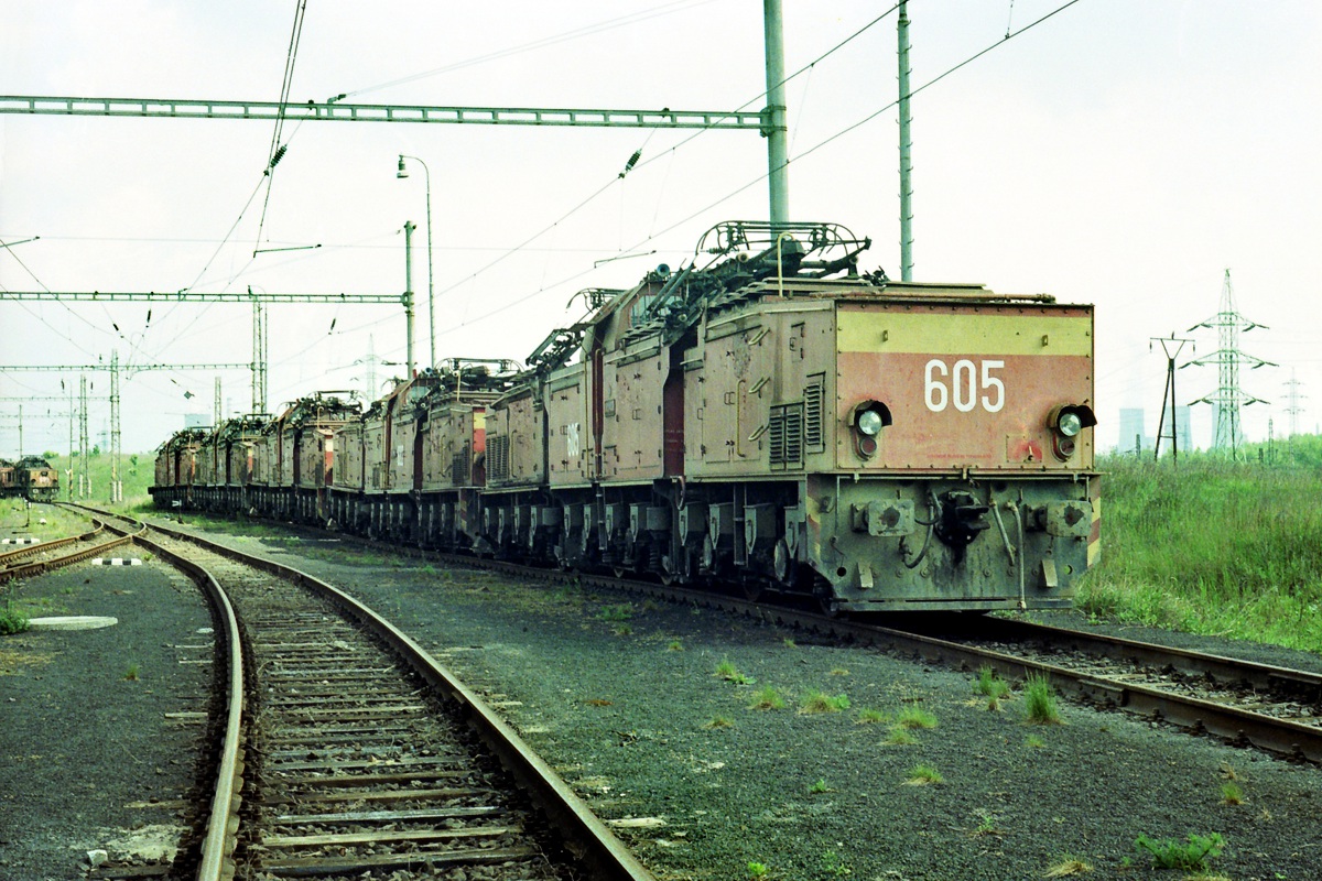 [1200x800] MUS_26Em605a.jpg