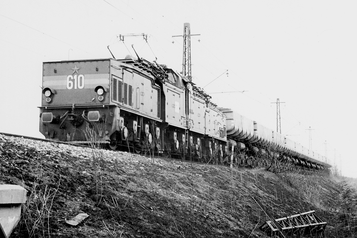 [1200x800] MUS_26Em610a.jpg