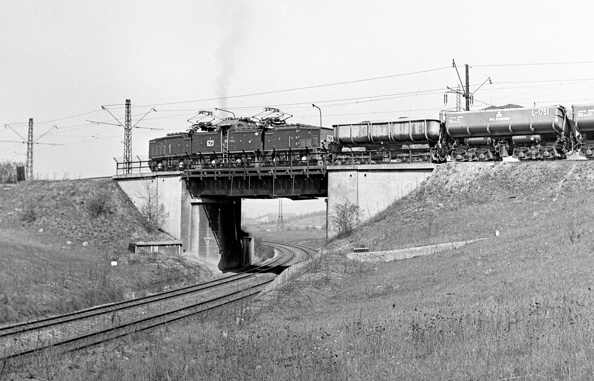 [1200x770] MUS_26Em623a.jpg