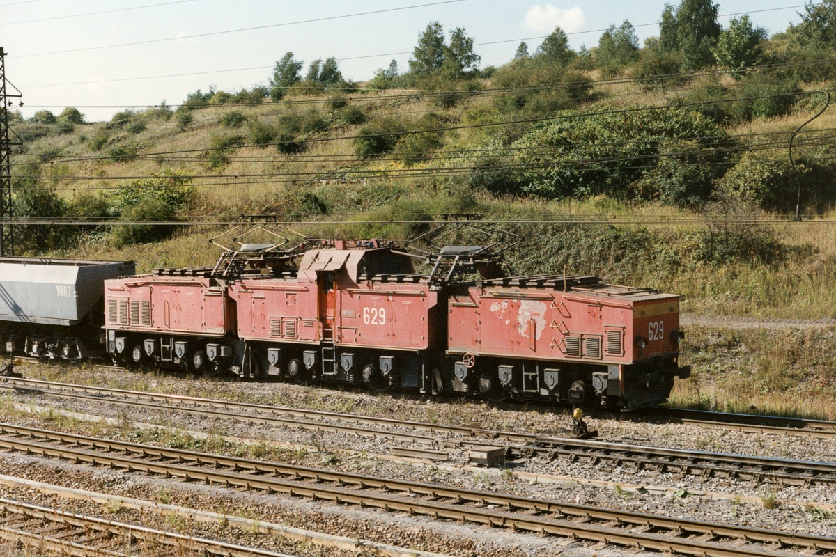 [1200x800] MUS_26Em629a.jpg