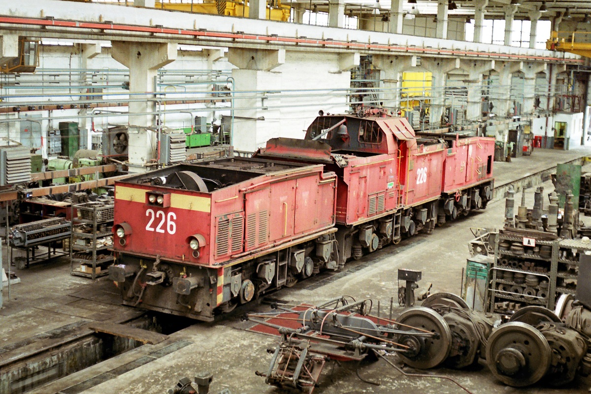 [1200x800] SU_26Em226a.jpg