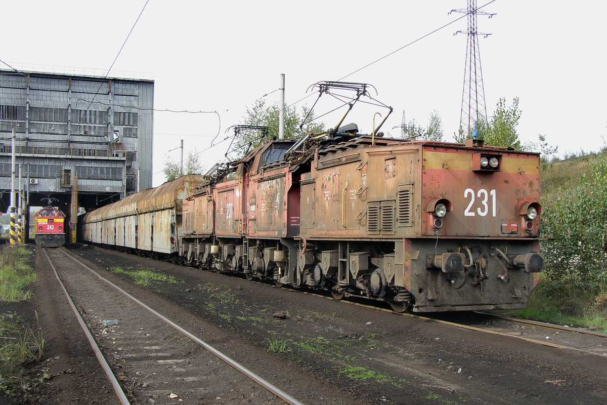 [1200x800] SU_26Em231b.jpg