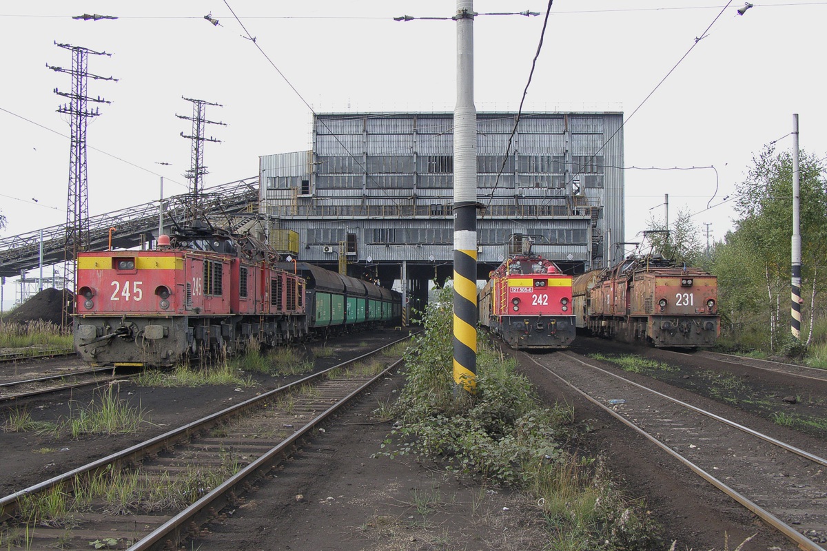 [1200x800] SU_26Em231c.jpg