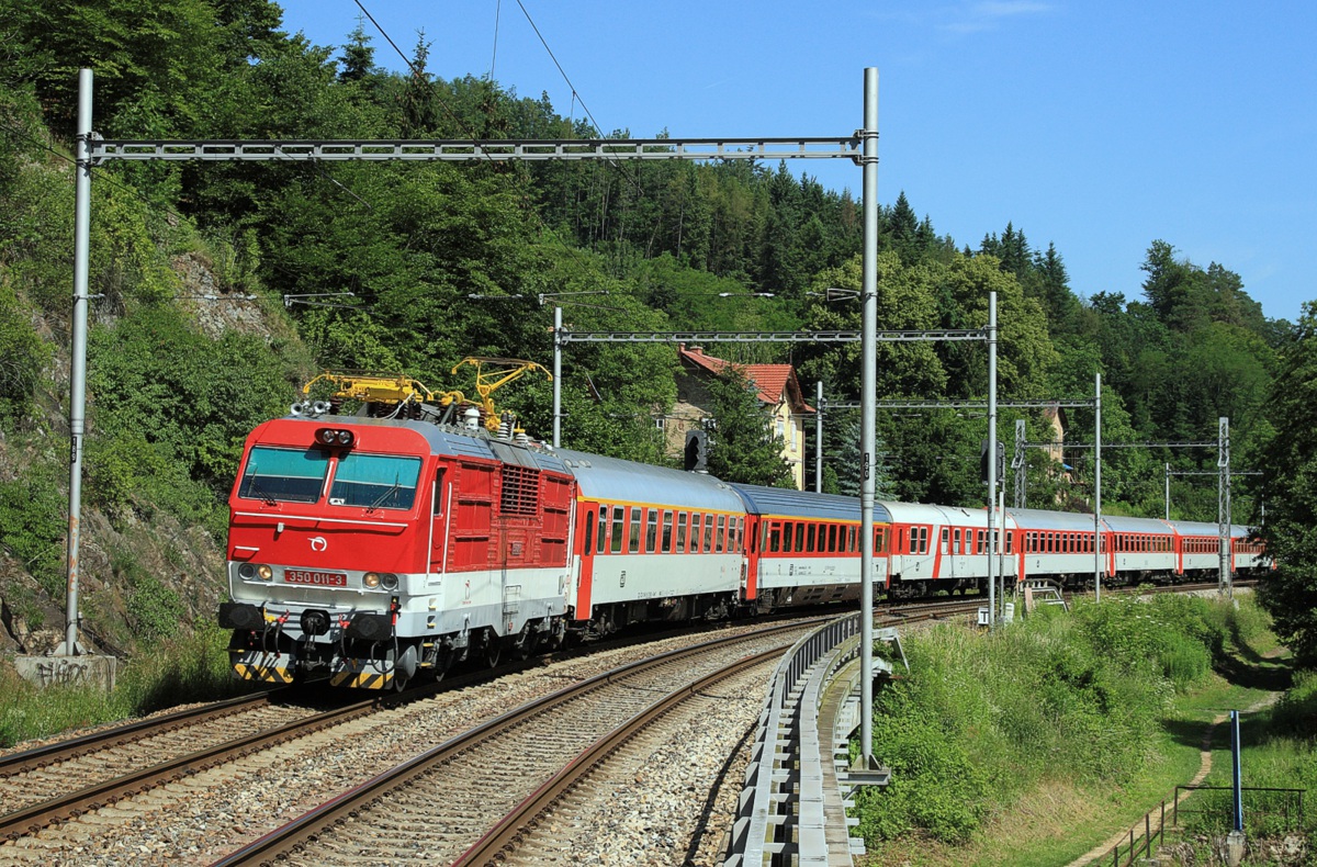 [1024x710] 350011i.jpg