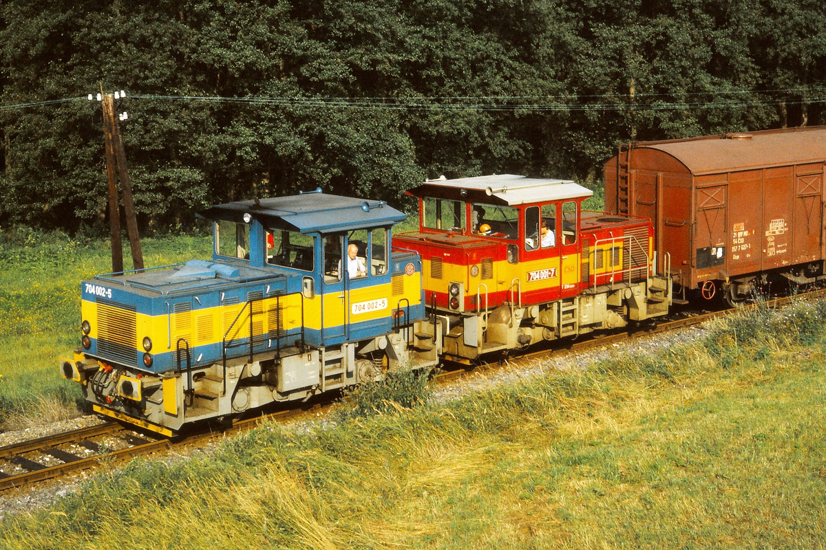 [1200x800] 704002a.jpg