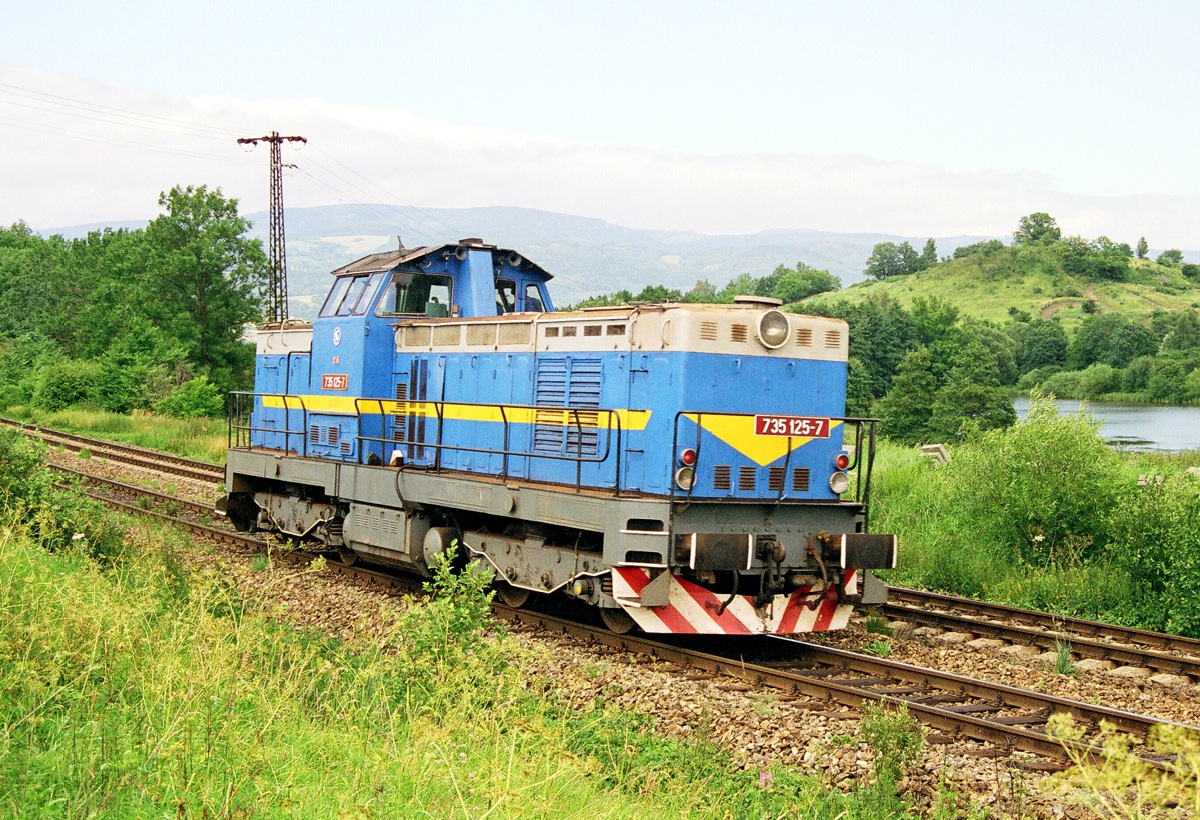 [1200x820] 735125a.jpg