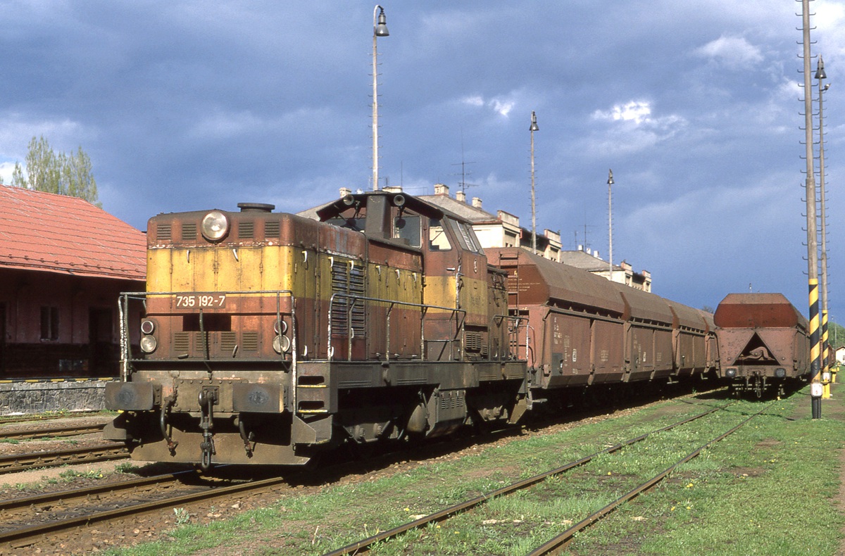 [1200x790] 735192a.jpg