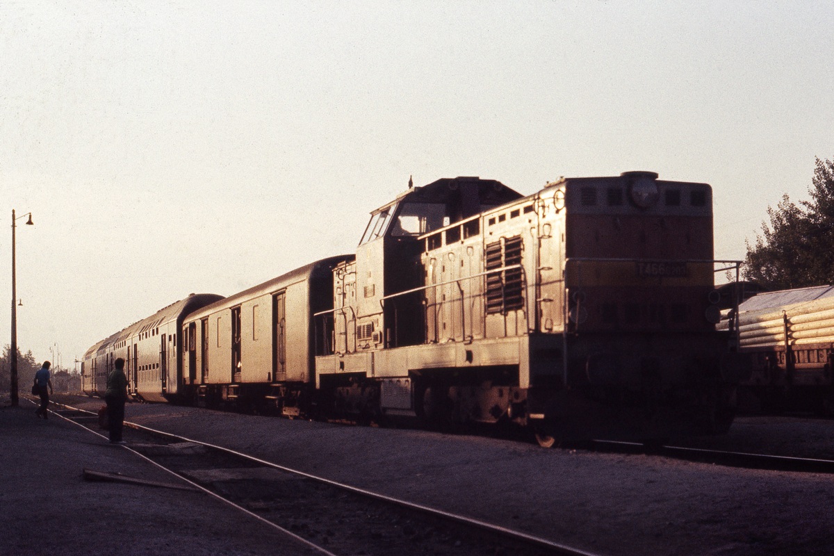 [1200x800] 735203b.jpg