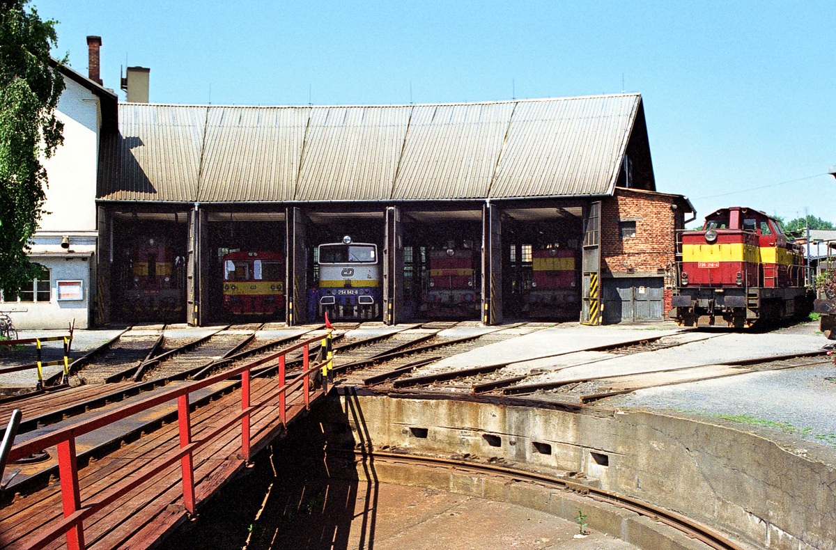 [1200x790] 735216g.jpg