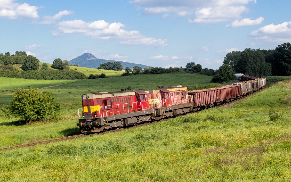 [1200x750] 742225a.jpg