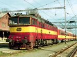 753023a.jpg