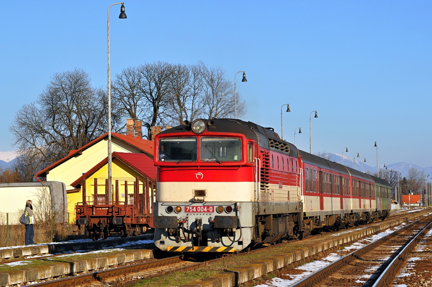 [1400x930] 754004d.jpg