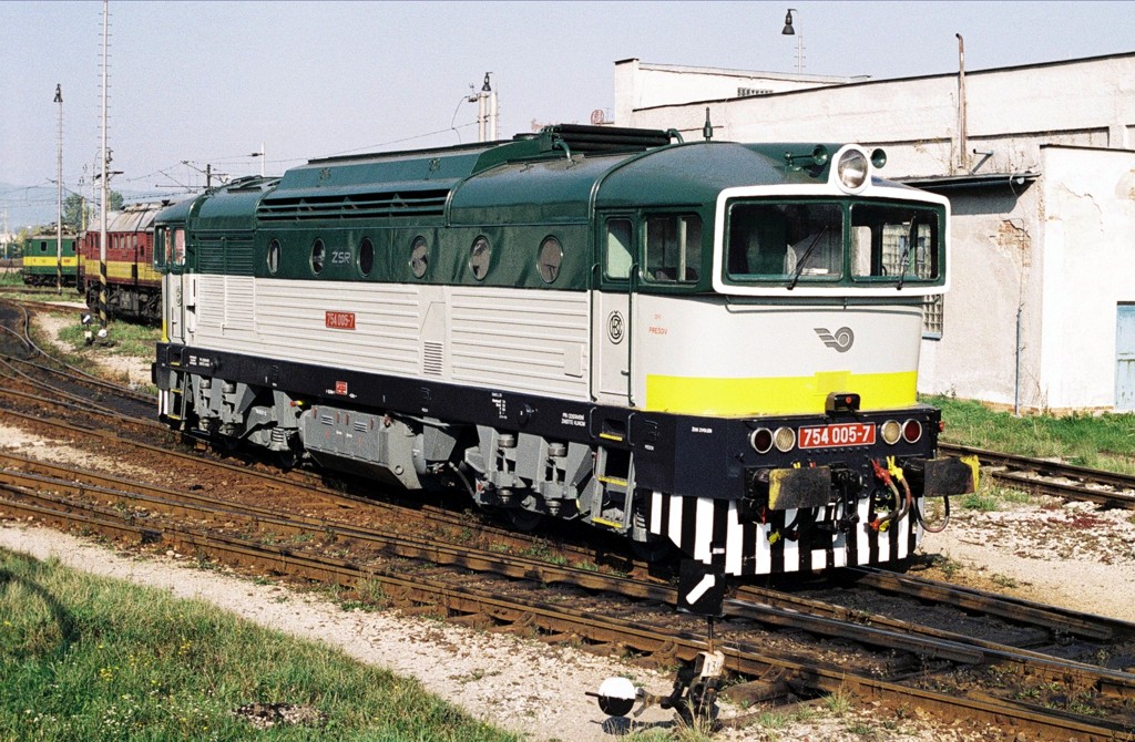 [1024x670] 754005d.jpg