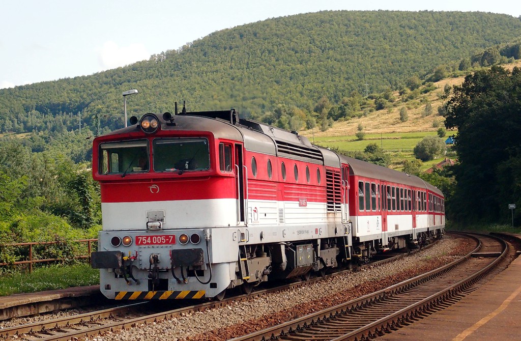 [1024x670] 754005e.jpg