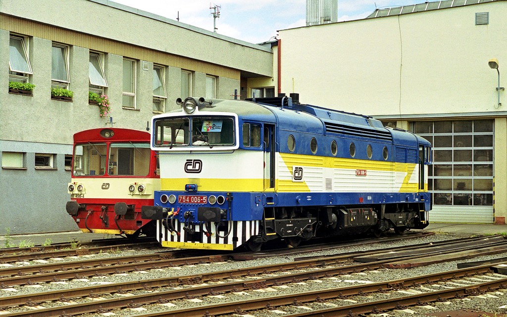 [1024x640] 754006a.jpg