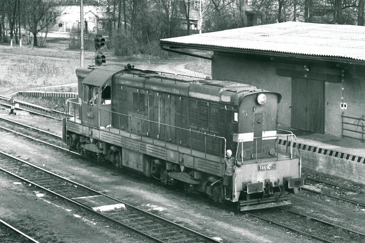 [1200x800] 771135b.jpg