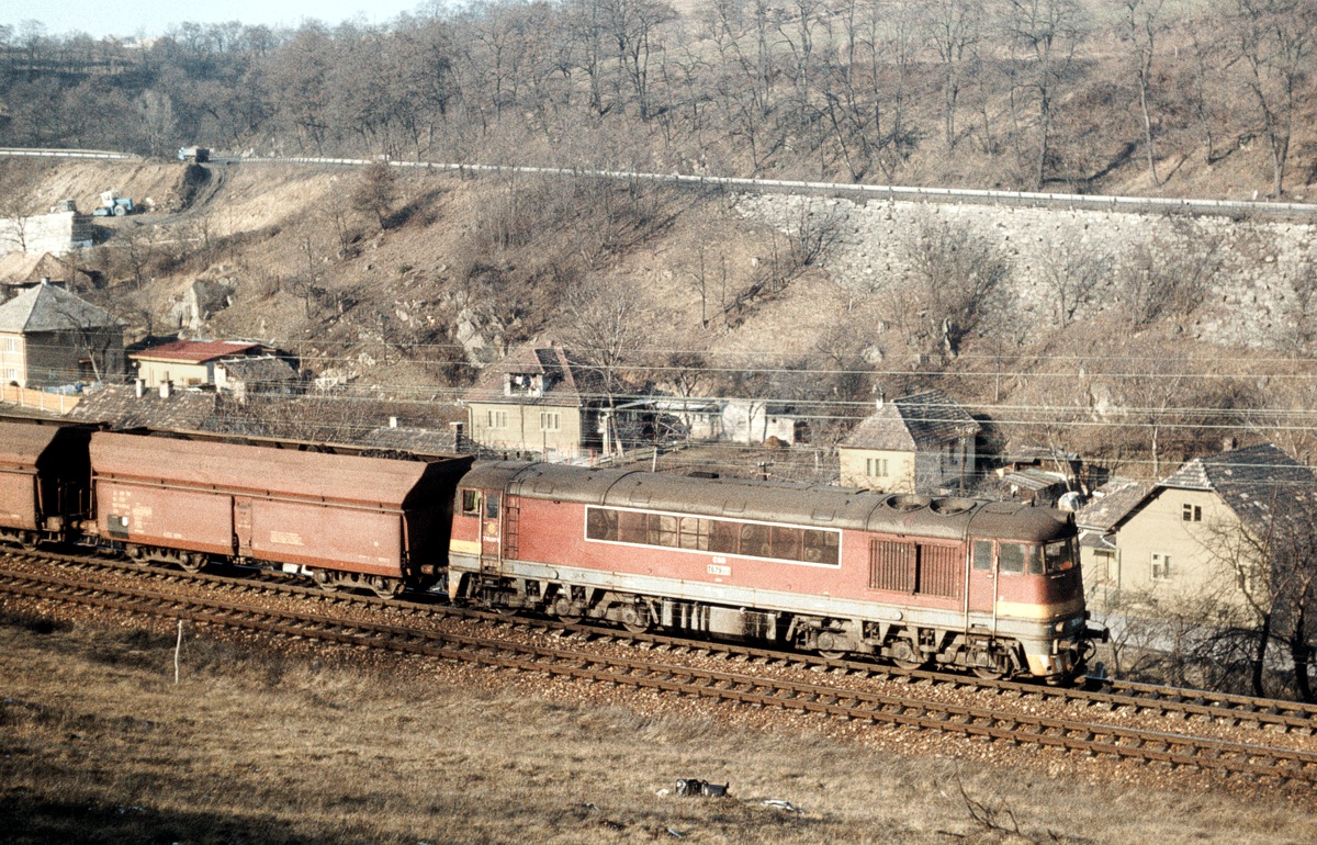 [1200x770] 776001a.jpg