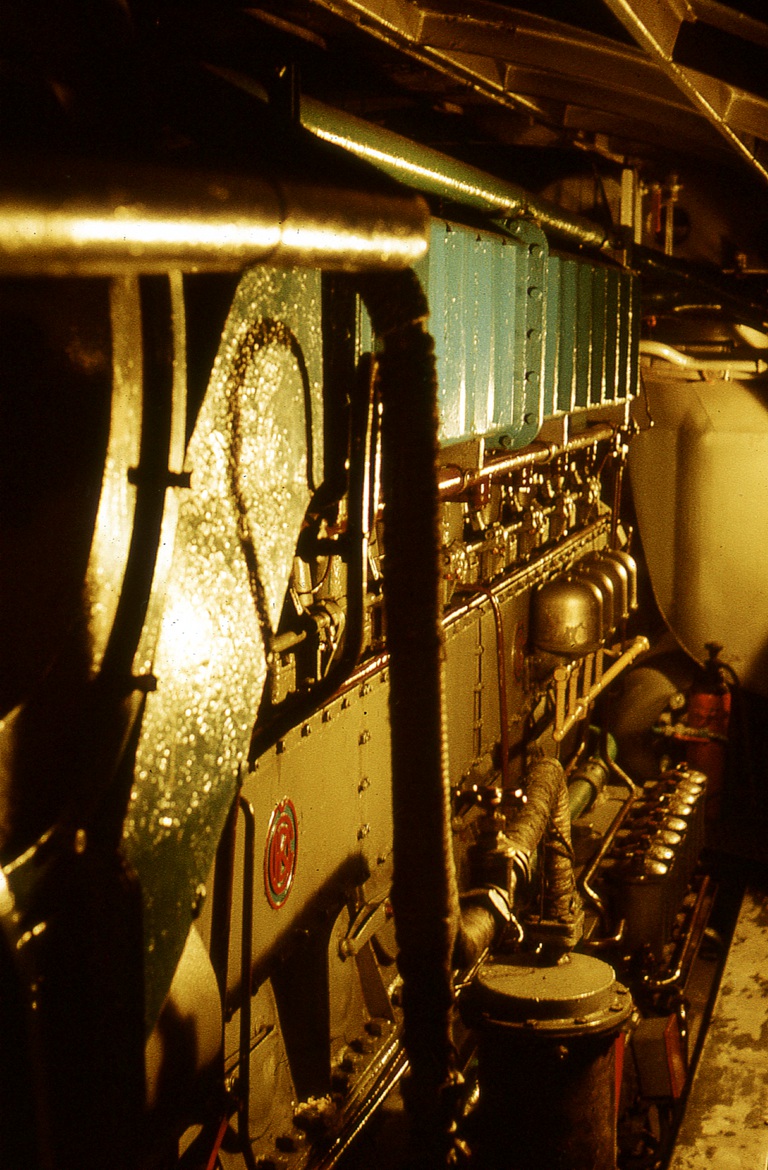 [768x1170] 776strojovna.jpg