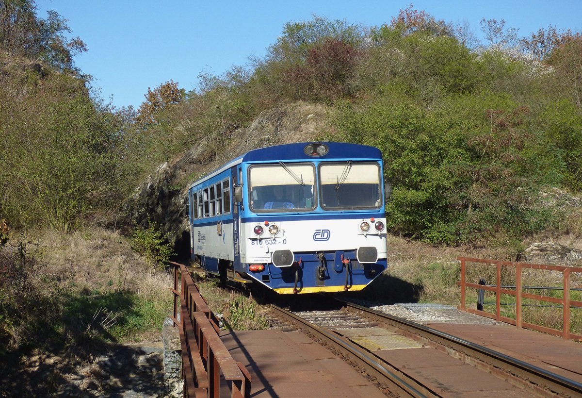 [1200x820] 810632b.jpg