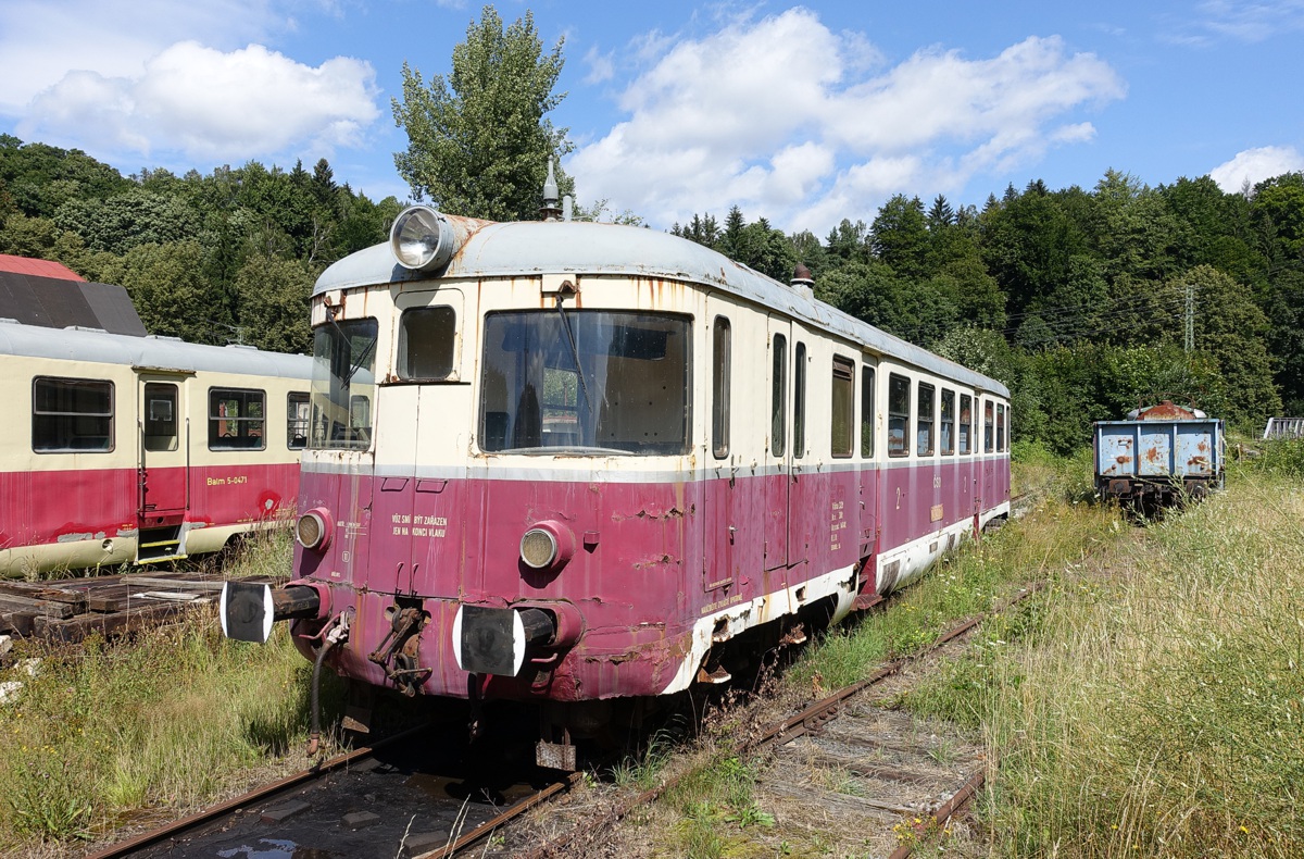 [1200x790] 820057b.jpg