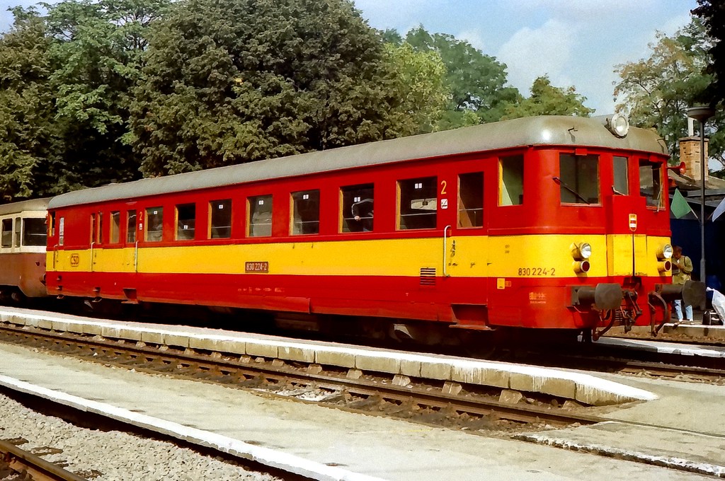 [1024x680] 830224a.jpg