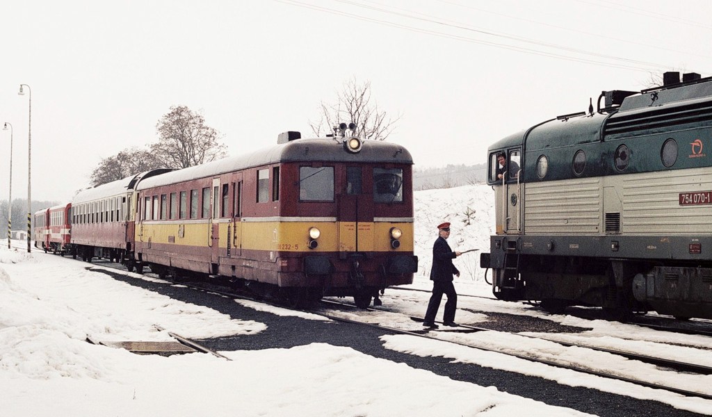 [1024x600] 830232c.jpg