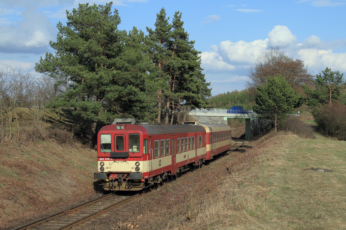 [1200x800] 842018e.jpg