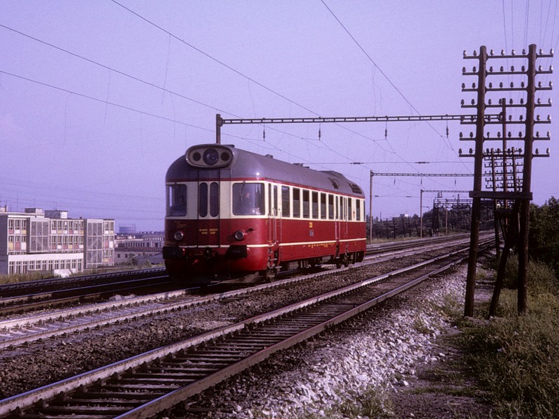 [800x600] 850025b.jpg