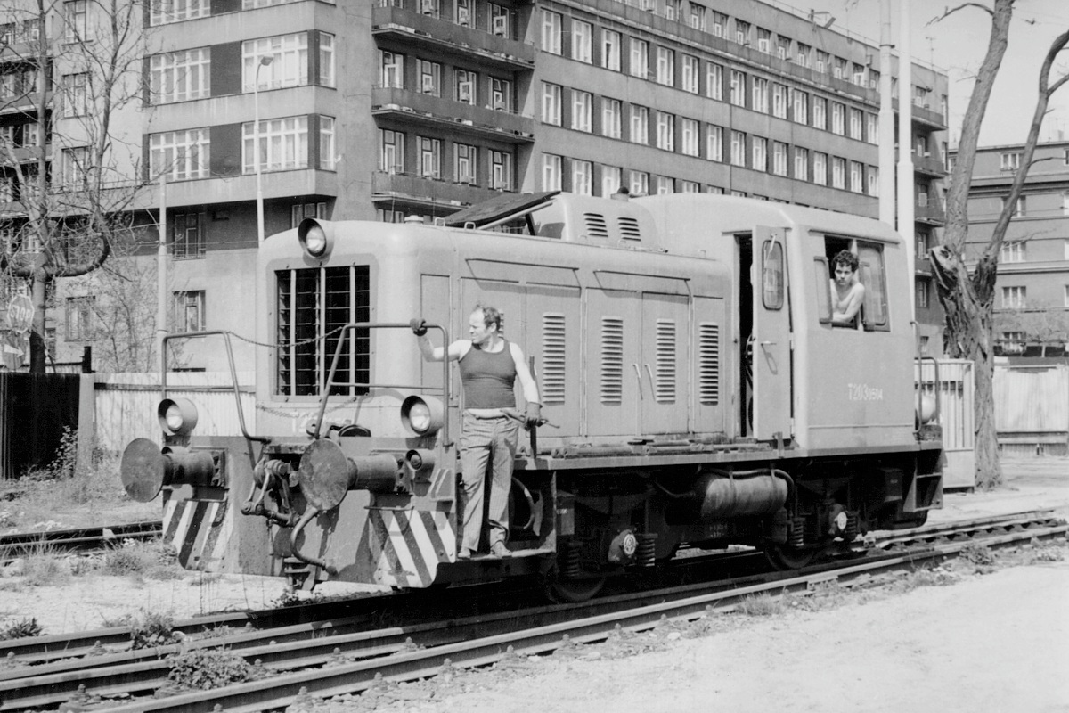 [1200x800] T2030504b.jpg